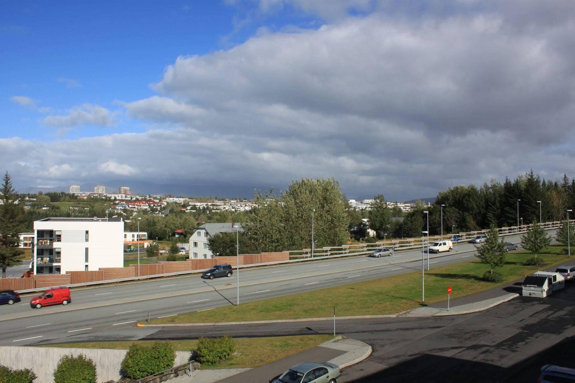 Lux Apart Kopavogur Exterior photo